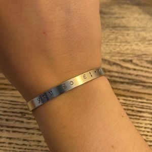 ✨Free W/ Purchase of $15 or more